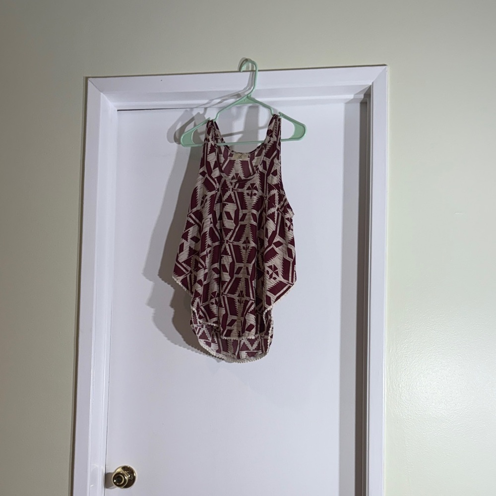 A3 Design Maroon and Cream Geometric Tank Top